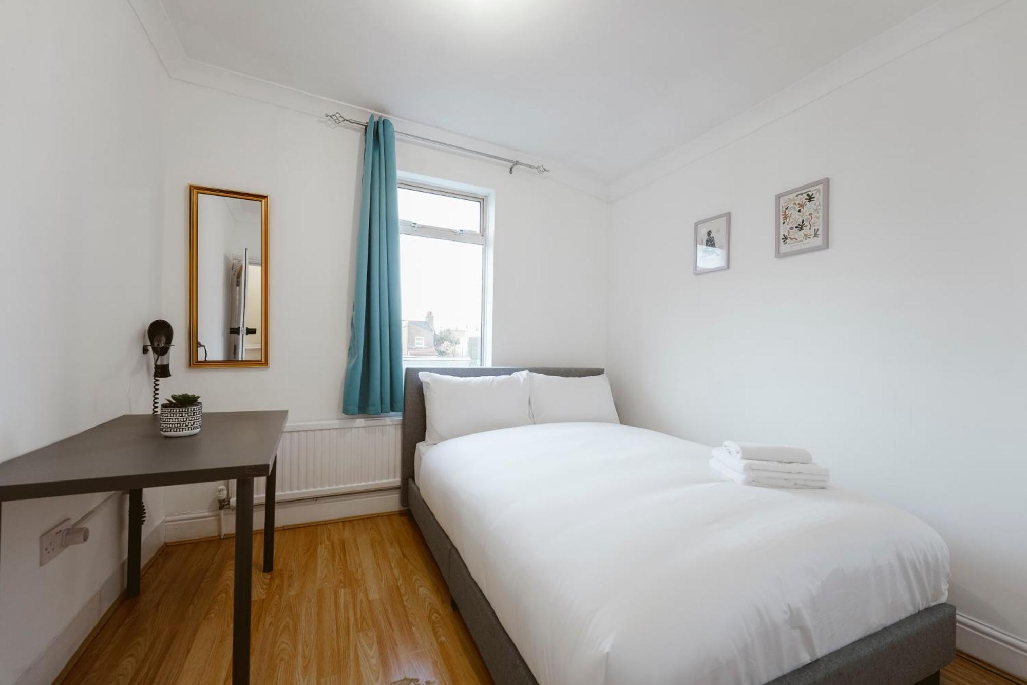 Stratford Double Rooms - 29 Лондон Экстерьер фото