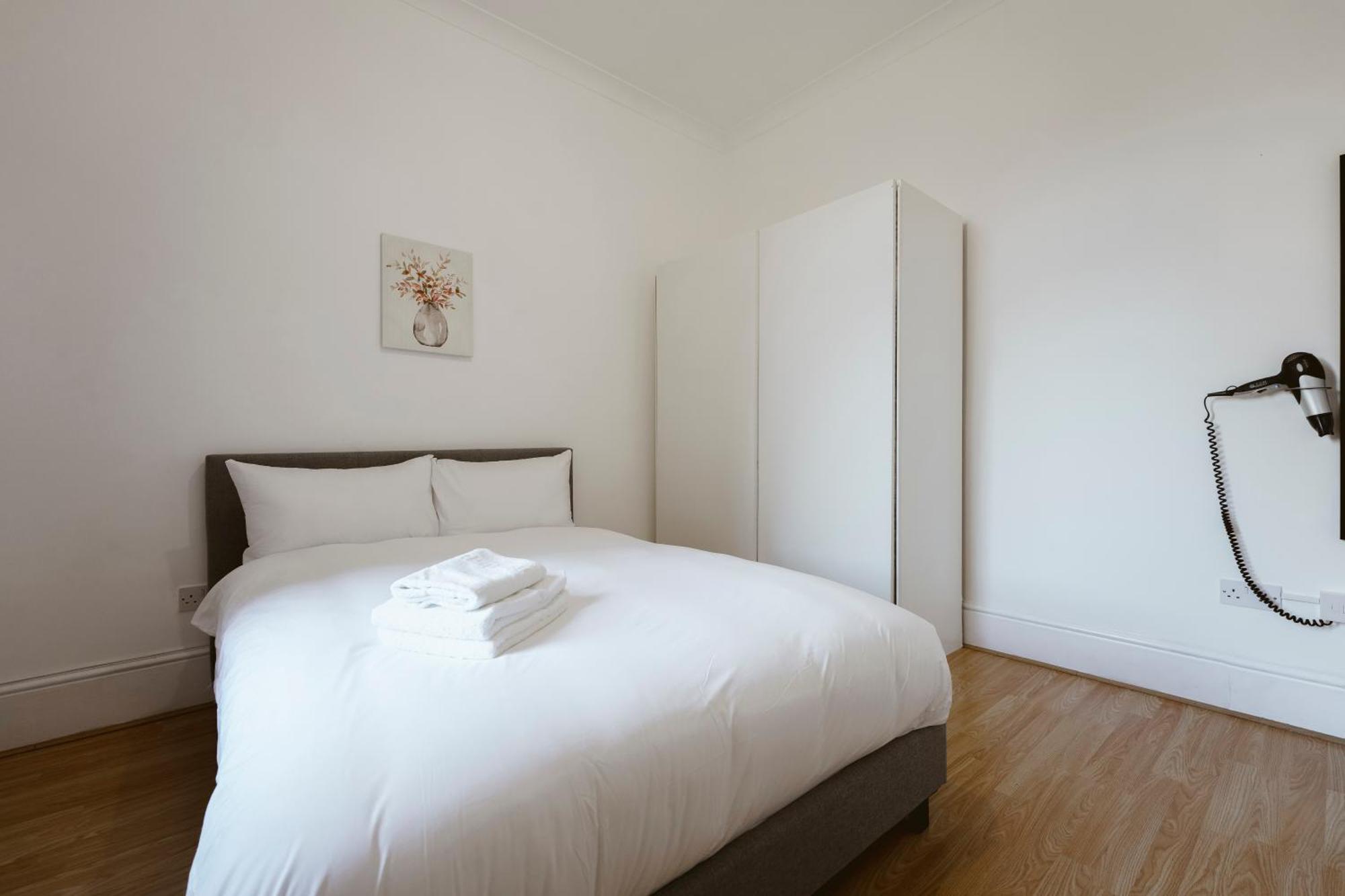 Stratford Double Rooms - 29 Лондон Экстерьер фото